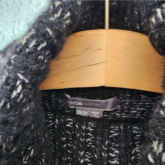 Vince silk and wool blend turtleneck semicrop sweater - Picture 3 of 13